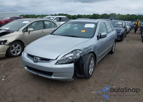 2003 Honda Accord 3.0 Ex z USA, uszkodzony, nr VIN 1HGCM66533A055825